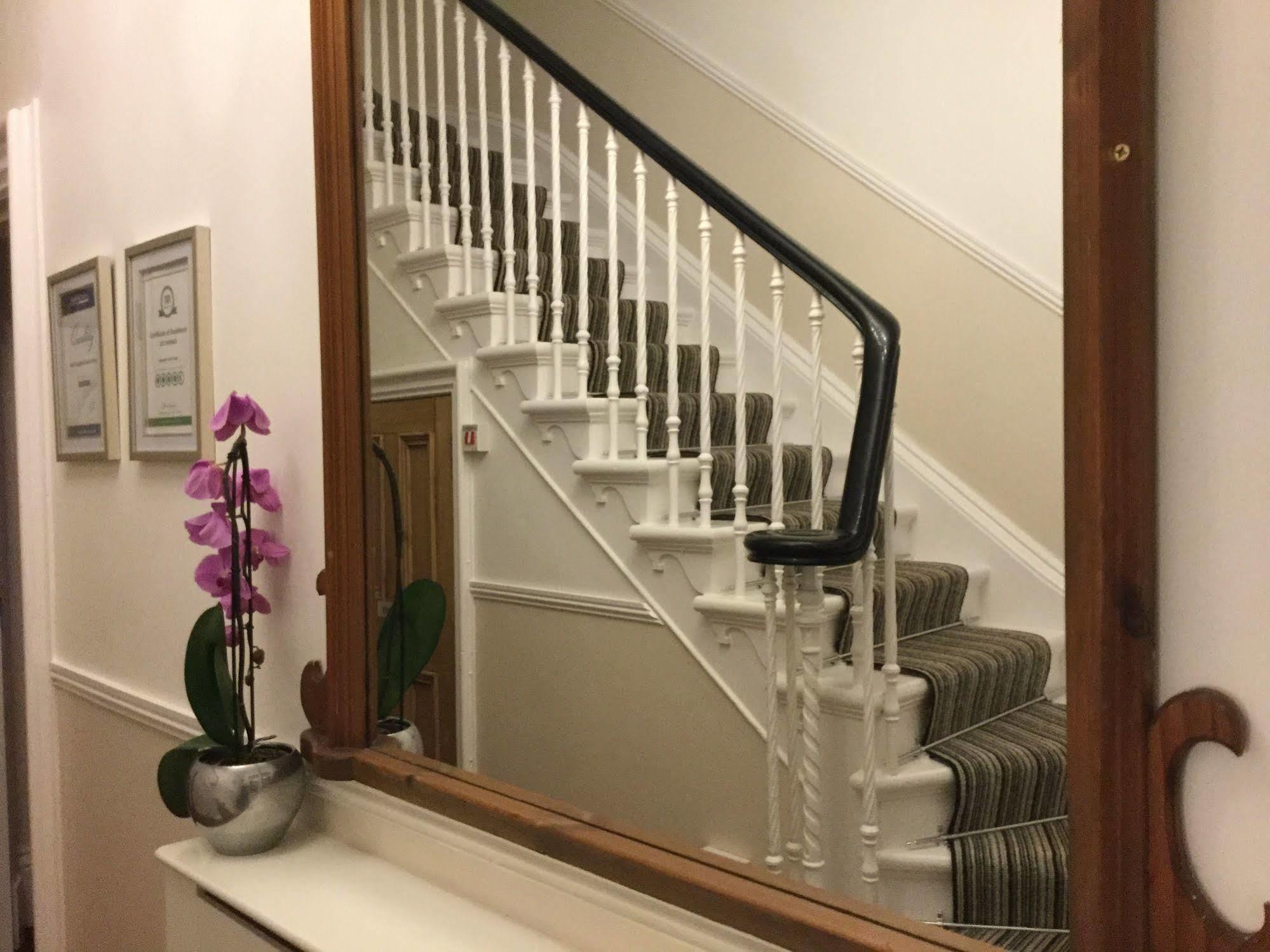 Craggallan Guest House Ayr Buitenkant foto